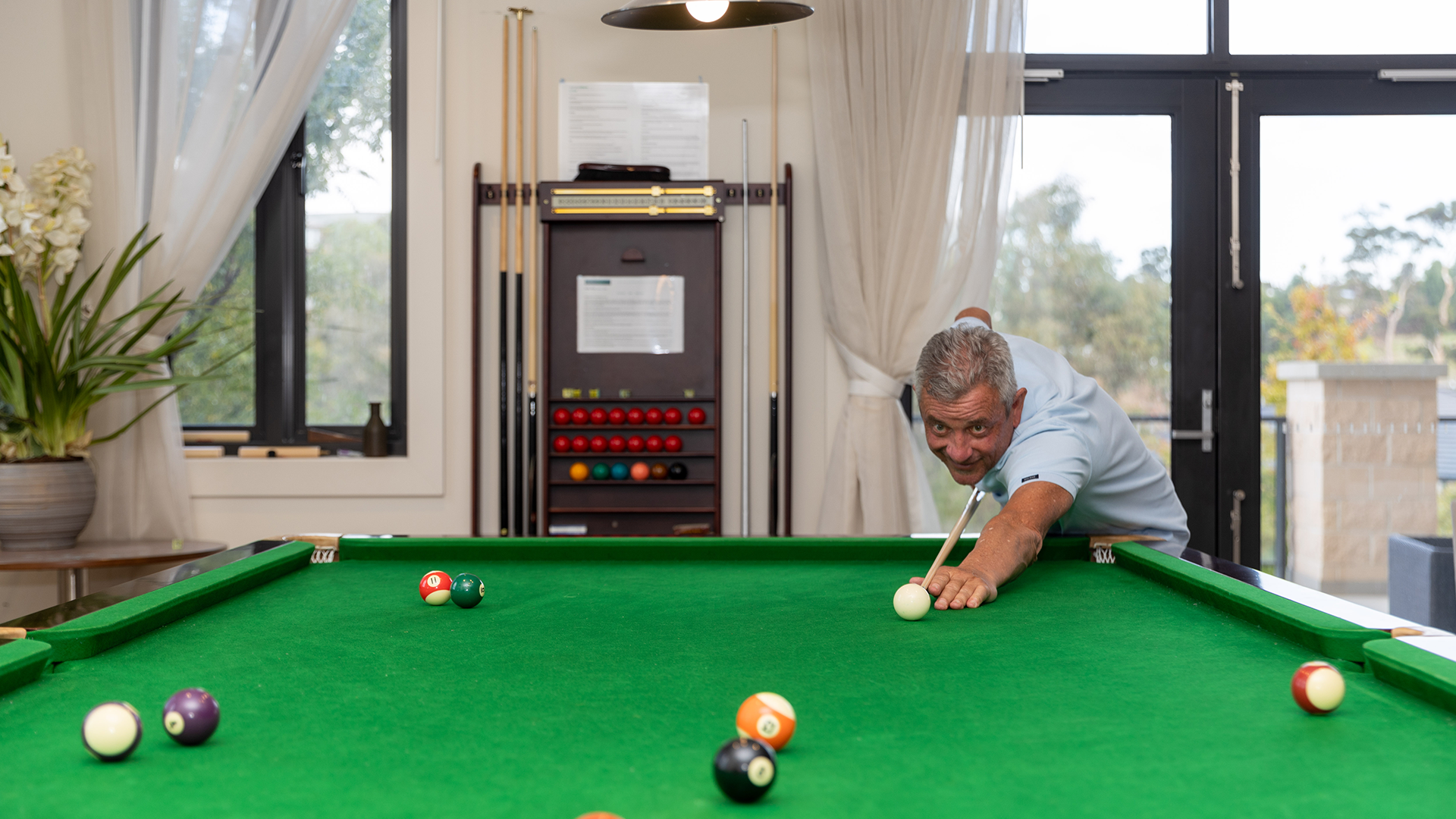 Living Facilities - Sports Bar and Billiard Table